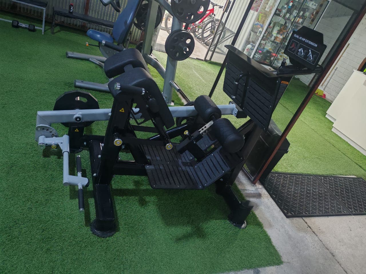 DUAL 45 HIP EXTENSION